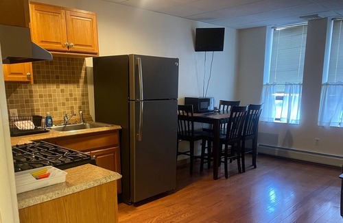 Walton Apartment | Apartment, parks