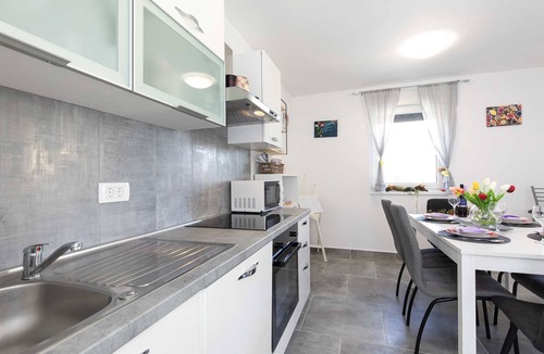 Cizici Apartment | Apartment PATRICK with private pool