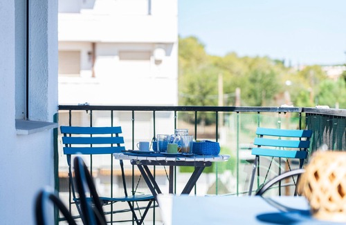 Torredembarra Apartment | Apartment "Paul" with Private Terrace and Wi-Fi