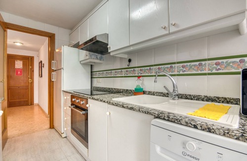 Grau i Platja Apartment | Apartment 'Pedro' with Shared Pool, Wi-Fi and Air Conditioning