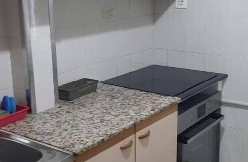 Tremp Apartment | Apartment 'Pis Romàntic A Tremp' with Balcony, Wi-Fi and Air Conditioning