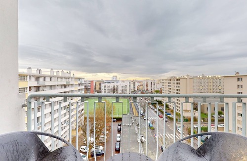Zola - Pressense Apartment | Apartment Plein-ciel in the Heart of Villeurbanne
