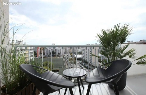 Zola - Pressense Apartment | Apartment Plein-ciel in the Heart of Villeurbanne