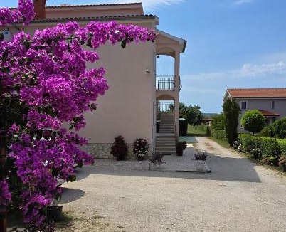 Buici Apartment | Apartment Poesia