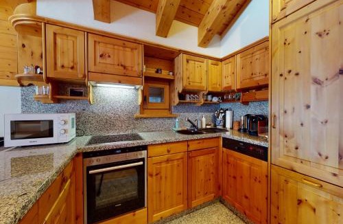Sils-Maria Apartment | Apartment Polaschin B12