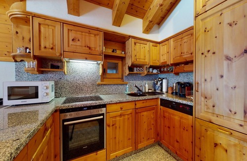 Sils-Maria Apartment | Apartment Polaschin B12