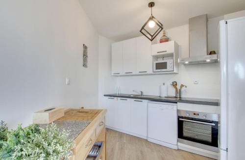 Dinard Apartment | Apartment Port Blanc by Interhome