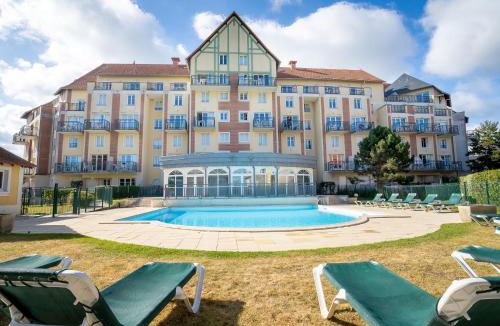Port Guillaume Apartment | Apartment Port Guillaume-17 by Interhome
