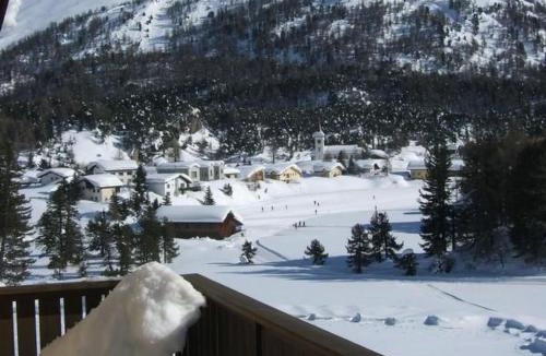 Maloja Apartment | Apartment Pra d'Sura Apt 141 by Interhome