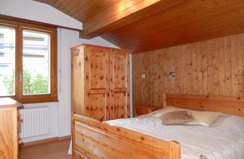 Saint-Pierre-de-Clages Apartment | Apartment Prameiraz 10 in Nendaz - 8 persons, 4 bedrooms