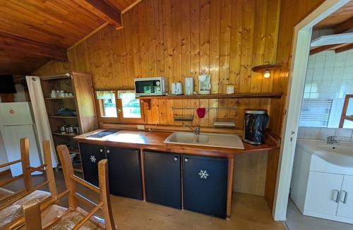Vaulnaveys-le-Bas Apartment | Apartment 'Primevere' with Mountain View, Wi-Fi and Air Conditioning