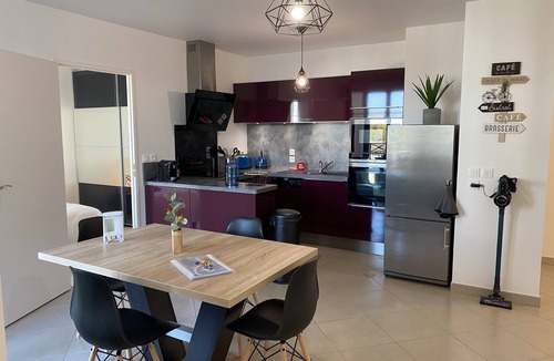 Serris Apartment | Apartment-Private Bathroom-Apartment-Garden view-Dream Apartments