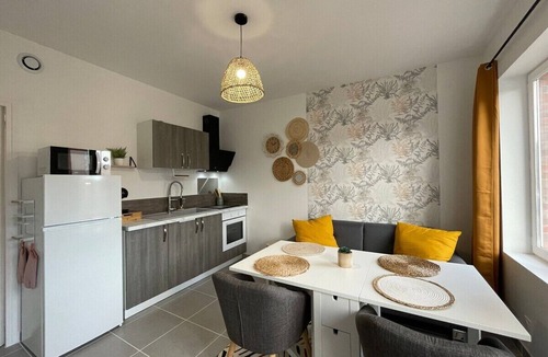 Sens Apartment | Apartment-Private Bathroom-Apartment