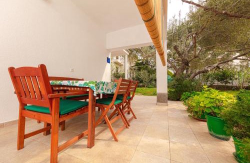 Promajna Apartment | Apartment Promajna