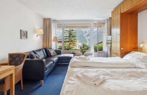 Arosa Apartment | Apartment Promenade Apt 009 by Interhome