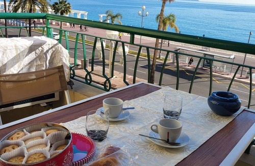 La Californie Apartment | Apartment 'Promenade Des Anglais' with Sea View, Balcony and Wi-Fi