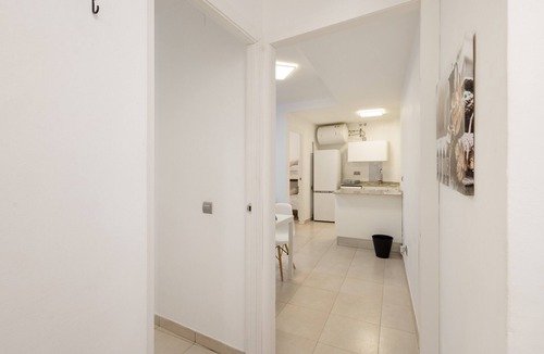 Barri Antic Apartment | Apartment 'Puig Cardener 1' with Wi-Fi