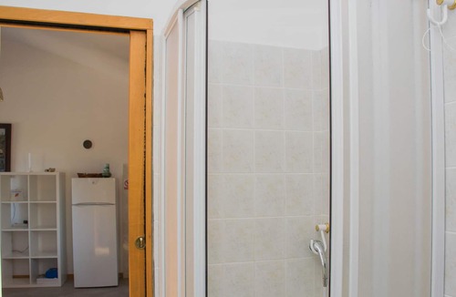 Punta Kriza Apartment | Apartment Punta Orange 5m from the sea, island Cres