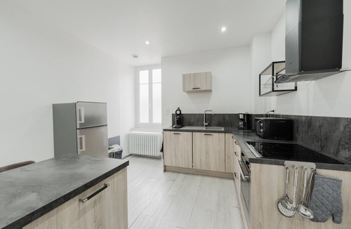 Luzenac Apartment | Apartment 'Pyrénées-Ariégeoises' with Mountain View, Shared Garden and Wi-Fi