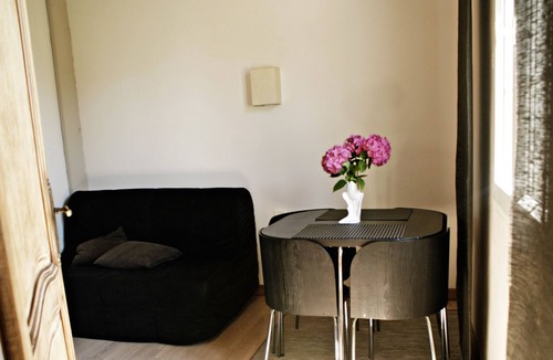 Ploneour-Lanvern Apartment | Apartment quiet, rural setting not far from the sandy beaches