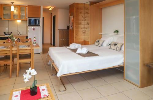 Saint-Pierre-de-Clages Apartment | Apartment Quille du diable 19 by Interhome