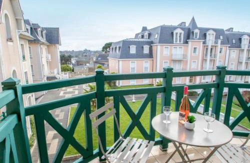 Dinard Apartment | Apartment Résidence des Tennis-1 by Interhome