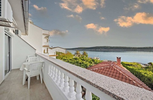 Rab Apartment | Apartment Rab with Private Dock and Sea Views