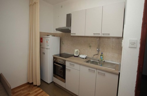 Muline Apartment | Apartment Rada - 150 m from the sea: A3(4) - Muline, Island Ugljan, Croatia