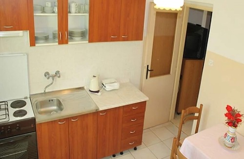 Muline Apartment | Apartment Rada - 150 m from the sea: A1(6) - Muline, Island Ugljan, Croatia