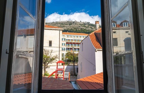 Pile Apartment | Apartment Ranieri - One Bedroom Apartment with City View