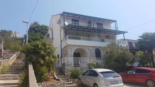 Omisalj Apartment | Apartment RB