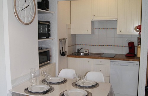 Saint-Lary-Soulan Apartment | APARTMENT * RENOVATED IN NEW ST LARY VILLAGE