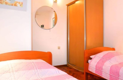 Porozina Apartment | Apartment Regina (ICS103) in Cres/Cres - 5 persons, 2 bedrooms