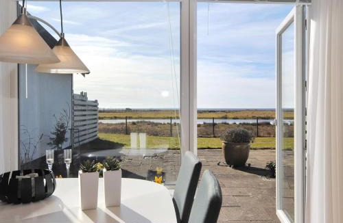 Øsløs Apartment | Apartment Rejhana - 500m to the fjord by Interhome