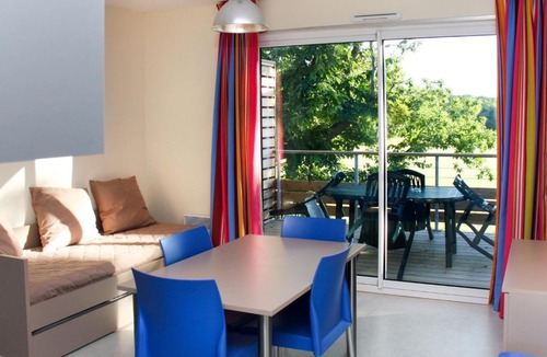 Chaveignes Apartment | Apartment Relais du Plessis 3-pièces- 4-6 pers - RIH401