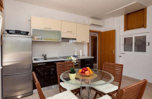 Hodilje Apartment | Apartment Relax Ston - Two Bedroom Apartment with Terrace