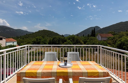 Hodilje Apartment | Apartment Relax Ston - Two Bedroom Apartment with Terrace