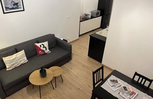 Houlgate Apartment | Apartment renovated to 50 meters from the beach
