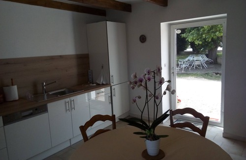 Domessargues Apartment | Apartment rental in Mas