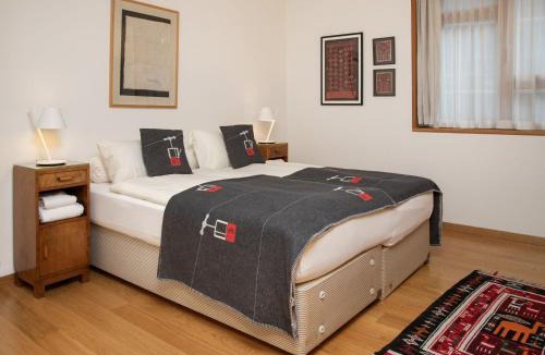 Celerina-Schlarigna Apartment | Apartment Residenz Cresta Kulm B26 by Interhome