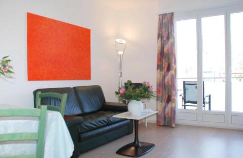 Ascona Apartment | Apartment Residenza Corallo-7 by Interhome