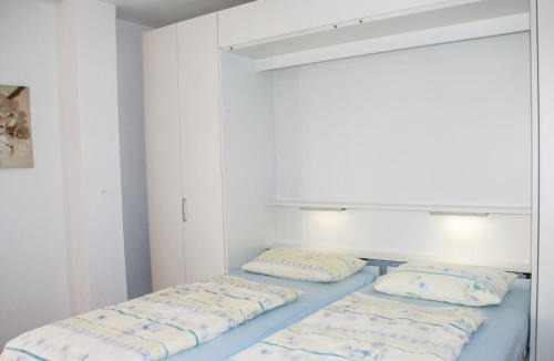 Ascona Apartment | Apartment Residenza Corallo-16 by Interhome