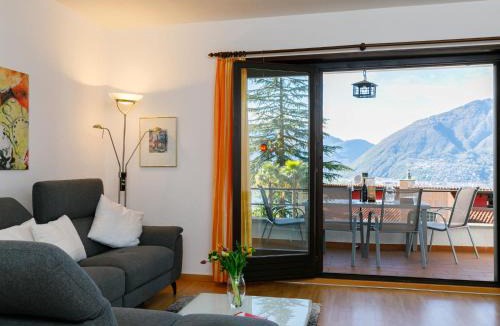 Gambarogno Apartment | Apartment Residenza Miralago Apt- D32 by Interhome