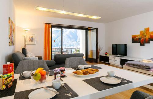 Gambarogno Apartment | Apartment Residenza Miralago Apt- D32 by Interhome
