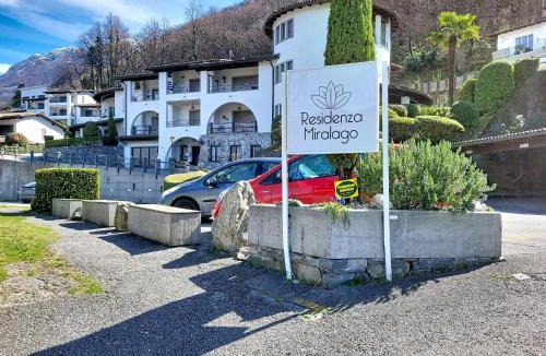 Piazzogna Apartment | Apartment Residenza Miralago Apt- D33 by Interhome