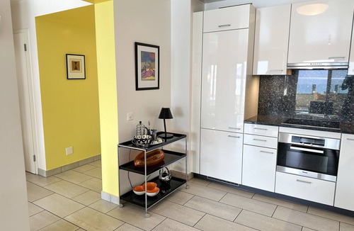 Ronco sopra Ascona Apartment | Apartment right on the lake with private lake access and magnificent views