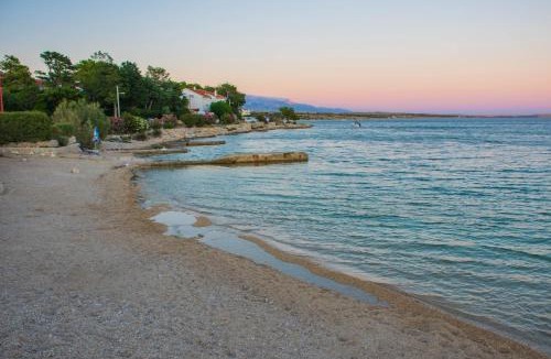 Kosljun Apartment | Apartment Rino, only 30m from the sea