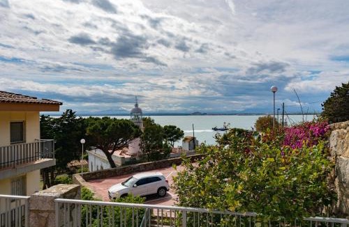 Almadraba-Canyelles Apartment | Apartment Rocamar 26
