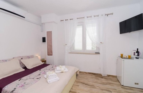 Gorica House | Apartment & Room Lady O - Double Room with Terrace