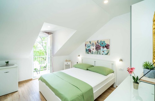 Srebreno House | Apartment & Rooms Papa
